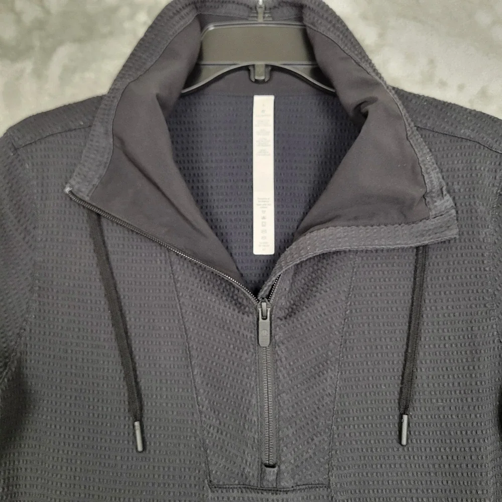 Lululemon Jacket Women's 6 Black 1/4 Zip Pullover Mock Neck Front Pocket Warmers